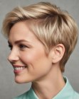 Penteado curto feminino